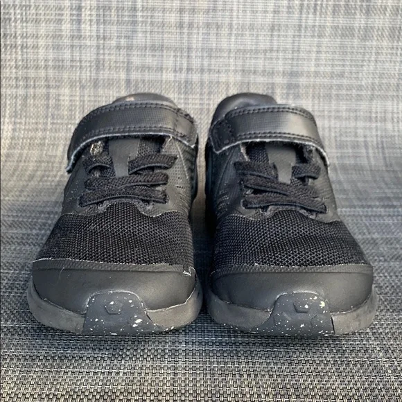 Nike Star Runner 2.0 Triple Black Sneakers GS Shoes Unisex Toddler size 11 - Picture 4 of 14